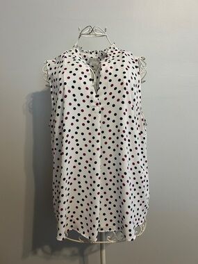 Van Heusen White Polka Dot Top - Black & Burgundy Dots